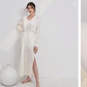 Lunya Washable Silk Long Robe - Great condition
